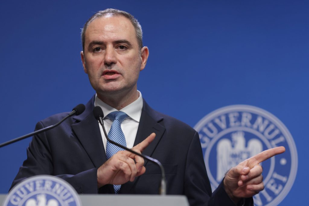 datorii-de-peste-2-miliarde-de-lei-din-sanatate-si-externe,-stinse-cu-bani-din-fondul-de-rezerva-explicatiile-ministrului-de-finante-–-hotnews.ro