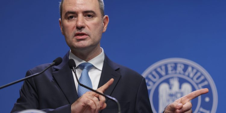 datorii-de-peste-2-miliarde-de-lei-din-sanatate-si-externe,-stinse-cu-bani-din-fondul-de-rezerva-explicatiile-ministrului-de-finante-–-hotnews.ro