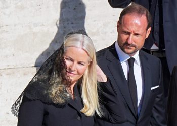 printesa-mostenitoare-a-norvegiei-are-nevoie-de-un-transplant-de-plamani,-dupa-ce-starea-sa-de-sanatate-s-a-deteriorat