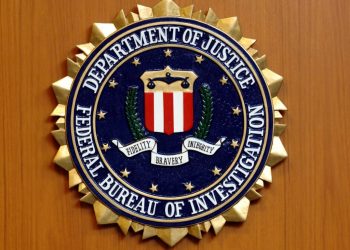 dosarele-epstein-cel-putin-16-fisiere-au-disparut-de-pe-site-ul-departamentului-justitiei-din-sua,-la-o-zi-dupa-ce-au-fost-publicate.-printre-ele,-o-fotografie-cu-trump