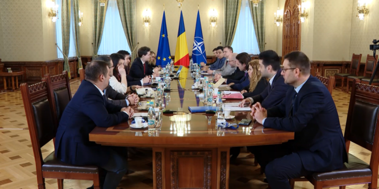 nicusor-dan-discuta,-acum,-cu-magistratii,-la-cotroceni.-judecator:-abuzurile-nu-sunt-identificate-si-corectate-din-interior,-pentru-ca-puterea-este-concentrata-excesiv-la-varf