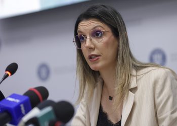 foto-echipamentul-ultra-modern-cu-care-ministrul-diana-buzoianu-vrea-sa-aduca-secolul-xxi-in-activitatea-de-control-a-garzii-de-mediu-–-hotnews.ro