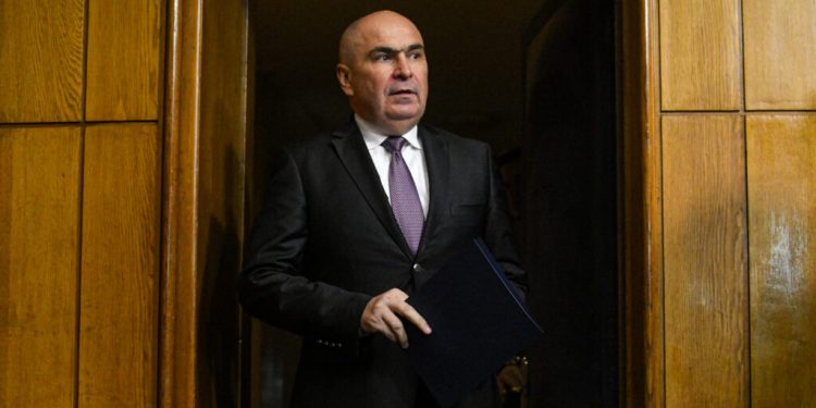 bolojan-despre-craciun:-ce-isi-doreste,-ce-face-si-ce-mananca