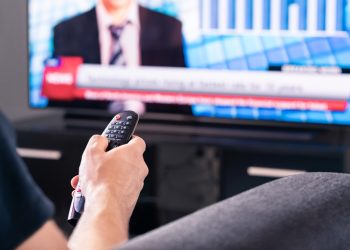 senatul-a-adoptat-un-proiect-de-lege-care-prevede-sanctiuni-pentru-medicii-care-raspandesc-informatii-false-in-spatiul-public-–-hotnews.ro