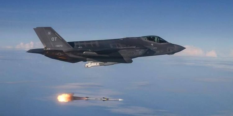 polonia-desfasoara-avioane-pentru-protectia-spatiului-aerian-dupa-atacuri-in-ucraina