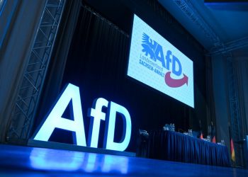 extrema-dreapta-din-germania,-acuzata-ca-strange-informatii-pentru-moscova.-un-parlamentar-afd-se-apara:-nu-este-treaba-mea-sa-mi-limitez-intrebarile