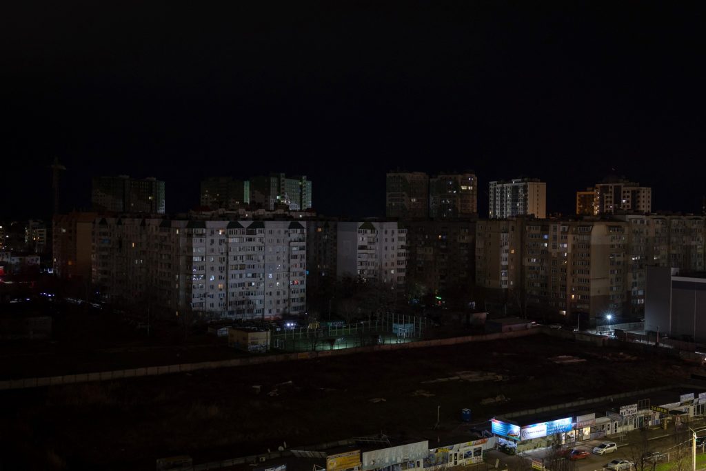 un-atac-inainte-de-craciun-aproape-toata-ucraina,-in-bezna,-dupa-bombardamentul-combinat-al-rusilor,-cu-30-de-rachete-si-650-de-drone-–-hotnews.ro