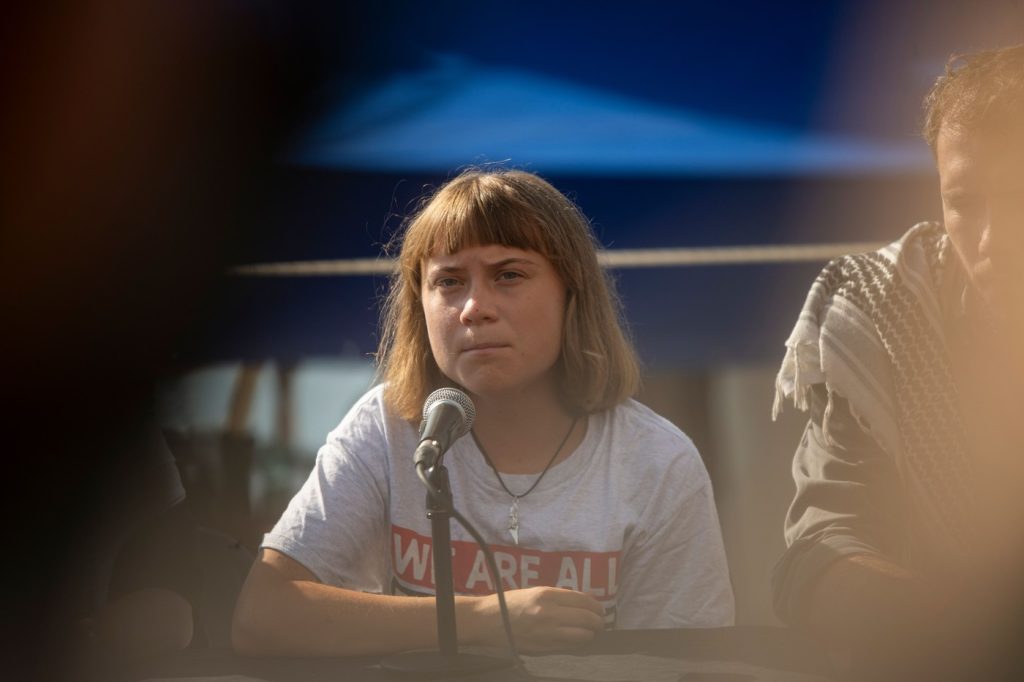 greta-thunberg-a-fost-arestata-la-londra-in-timpul-unui-protest-activista-sustinea-detinutii-palestine-action-–-hotnews.ro