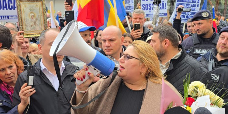 sos-vrea-in-polul-suveranist-si-cheama-aur-si-pot-la-discutii.-au-fost-propuse-doua-date-si-au-fost-lansate-critici