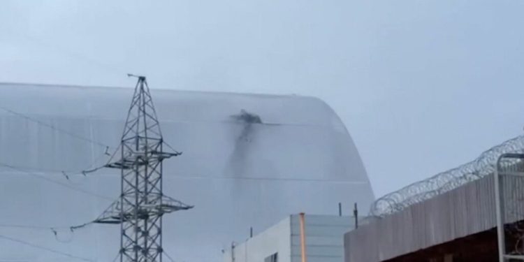 scutul-impotriva-radiatiilor-de-la-centrala-nucleara-cernobil-ar-putea-sa-nu-reziste-unui-al-doilea-atac-rus