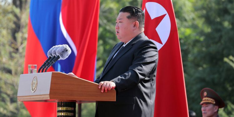 kim-jong-un-critica-acordul-sua-coreea-de-sud-privind-submarinele-nucleare