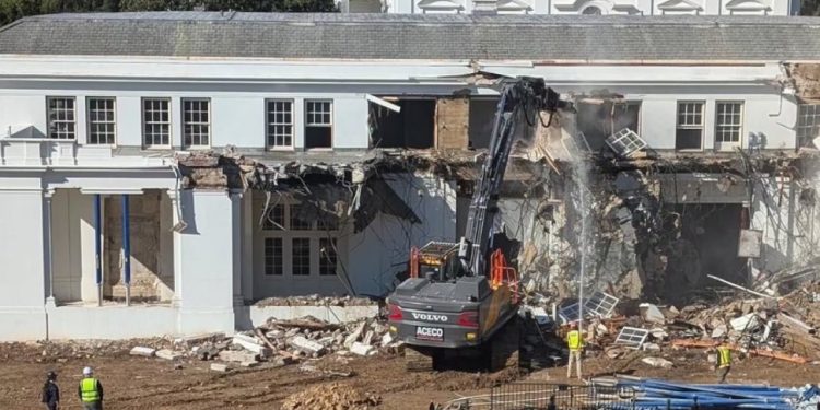 casa-alba-va-prezenta-in-ianuarie-planurile-pentru-viitoarea-sala-de-bal-din-aripa-de-est