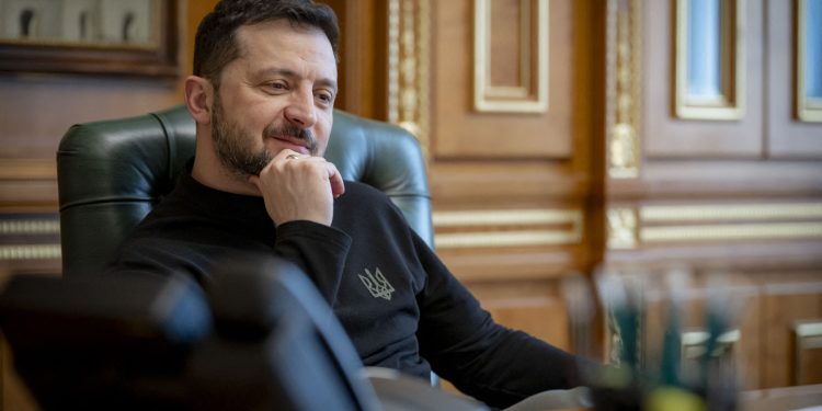 volodimir-zelenski-a-anuntat-conditia-pentru-organizarea-unui-referendum-pe-tema-planului-de-pace-–-hotnews.ro