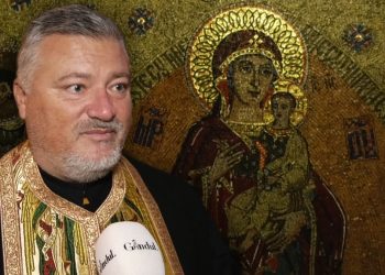 craciunul,-sarbatoarea-familiei.-parintele-gabriel-cazacu:-„fiecare-dintre-noi-simtim-ca,-in-aceasta-perioada,-trebuie-sa-facem-bine”