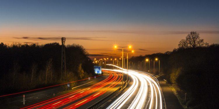 un-baiat-de-12-ani-a-preluat-controlul-masinii-dupa-ce-mama-sa-a-lesinat-la-volan,-la-100-km/h,-si-a-evitat-o-tragedie:-stiam-ca-trebuie-sa-fac-ceva-–-hotnews.ro