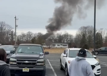 coliziune-intre-doua-elicoptere-in-new-jersey.-o-persoana-a-murit,-o-alta-este-ranita