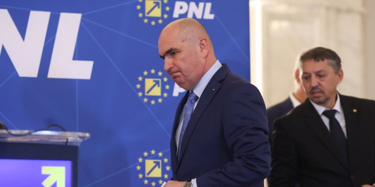 ghinion!-intram-in-noul-an-fara-un-ministru-al-educatiei-in-tara-care-nu-i-capabila-sa-si-tina-copiii-in-scoala,-unde-i-graba?-/-solutia-pentru-ilie-bolojan-–-hotnews.ro