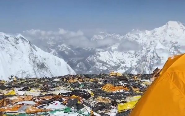 nepalul-va-renunta-la-schema-de-recuperere-a-deseurilor-de-pe-muntele-everest