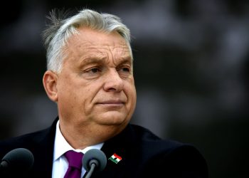 agentia-de-rating-moodys-retrogradeaza-capitala-ungariei-la-junk