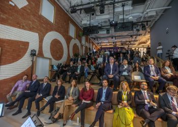 creatorul-virusului-care-a-dus-un-gigant-tech-in-spania-a-fost-descoperit-dupa-33-de-ani-–-hotnews.ro