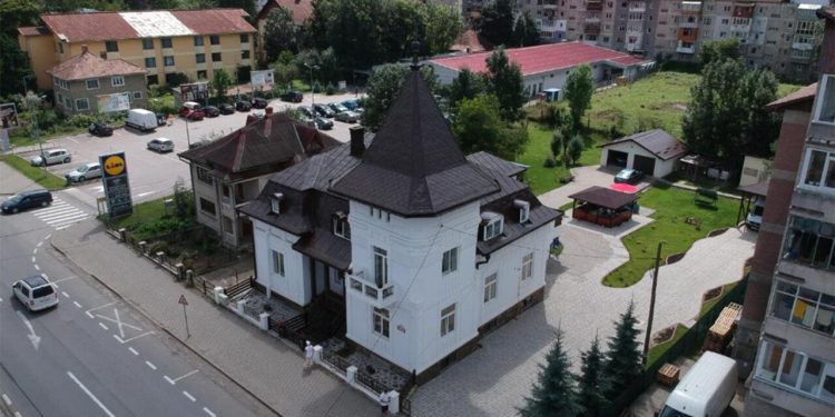 orasul-celebru-din-romania-in-care-o-casa-se-vinde-cu-doar-3.500,-acum,-la-inceput-de-2026