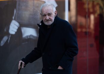 legendarul-regizor-maghiar-bela-tarr-a-murit-la-varsta-de-70-de-ani-a-fost-premiat-anul-trecut-in-romania-–-hotnews.ro