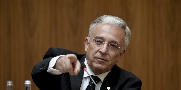 bnr-anunta-ca-rezervele-de-valuta-ale-romaniei-au-scazut-la-sfarsitul-anului-trecut,-dar-sunt-mai-mari-decat-la-finalul-lui-2024