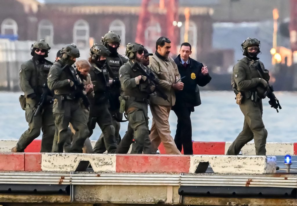 cum-se-va-desfasura-procesul-lui-maduro-precedentul-noriega:-ce-arata-cazul-dictatorului-din-panama-capturat-de-sua-acum-36-de-ani-tot-pentru-trafic-de-droguri-–-hotnews.ro