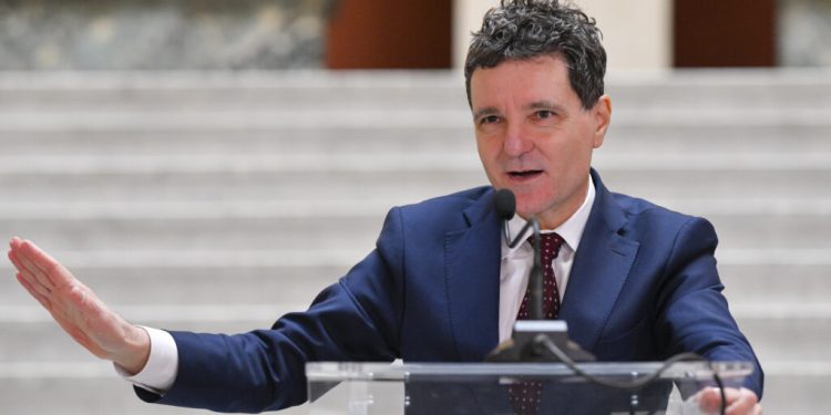 nicusor-dan,-despre-pensiile-magistratilor-si-termenul-ccr-in-aceeasi-zi-cu-contestatia-numirii-la-ccr