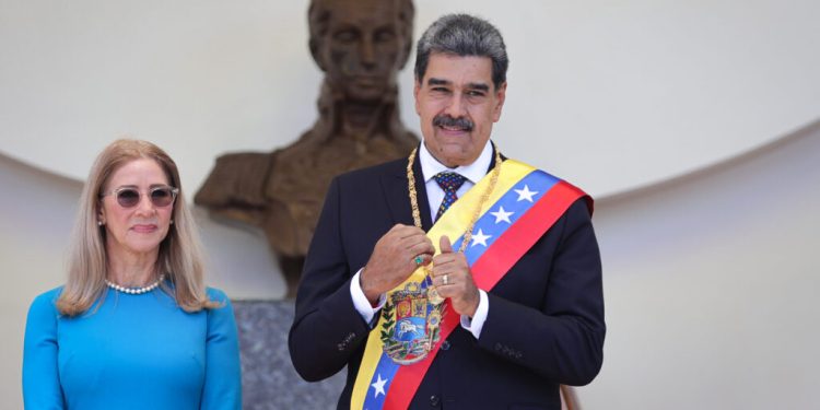 maduro-a-transferat-113-tone-de-aur-in-elvetia-din-rezervele-venezuelei