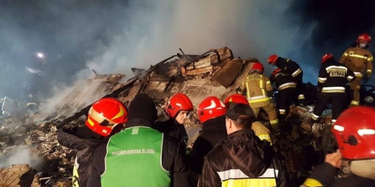 zi-de-doliu-national-in-elvetia-pentru-comemorarea-victimelor-incendiului-din-barul-din-alpi