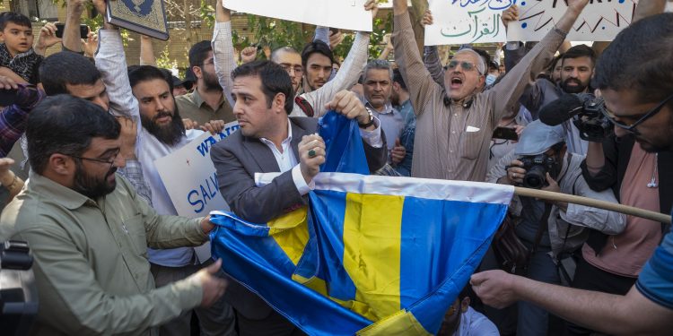 suedia-a-inregistrat-cel-mai-mic-numar-de-solicitari-de-azil-din-ultimii-40-de-ani-schimbarea-nu-se-refera-doar-la-cifre-–-hotnews.ro