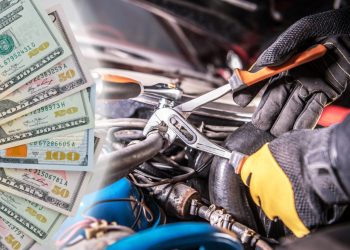 job-cu-salariu-de-pana-la-120000-de-dolari-pe-an,-dar-companii-fara-forta-de-munca-circa-5.000-de-posturi-sunt-deschise-la-ford