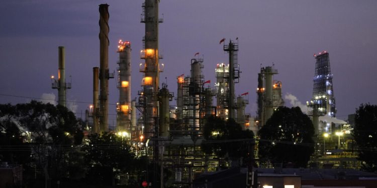 companiile-petroliere-americane-au-fost-interesate,-dar-nu-si-au-luat-angajamente-pentru-a-opera-in-venezuela