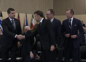 radu-miruta-a-participat-la-comemorarea-victimelor-din-crans-montana:-gandurile-mele-s-au-indreptat-si-catre-tanarul-de-18-ani-din-gorj