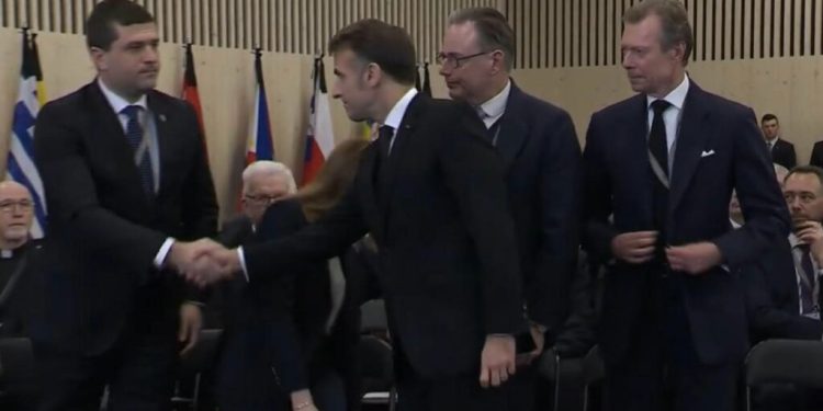 radu-miruta-a-participat-la-comemorarea-victimelor-din-crans-montana:-gandurile-mele-s-au-indreptat-si-catre-tanarul-de-18-ani-din-gorj