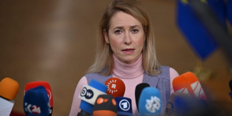 ue-ia-in-calcul-sanctiuni-mai-aspre-impotriva-iranului-dupa-violentele-impotriva-protestatarilor