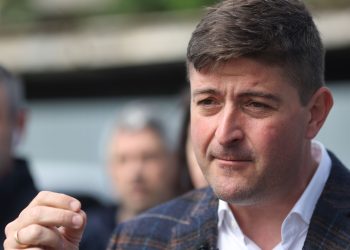 acuzatiile-de-plagiat-aduse-lui-radu-marinescu-deputat-usr:-cum-pot-sa-continui-ca-ministru-daca-ai-furat?-–-hotnews.ro