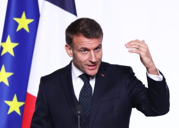 macron-despre-groenlanda:-daca-suveranitatea-unui-aliat-este-afectata,-efectele-de-domino-ar-fi-fara-precedent