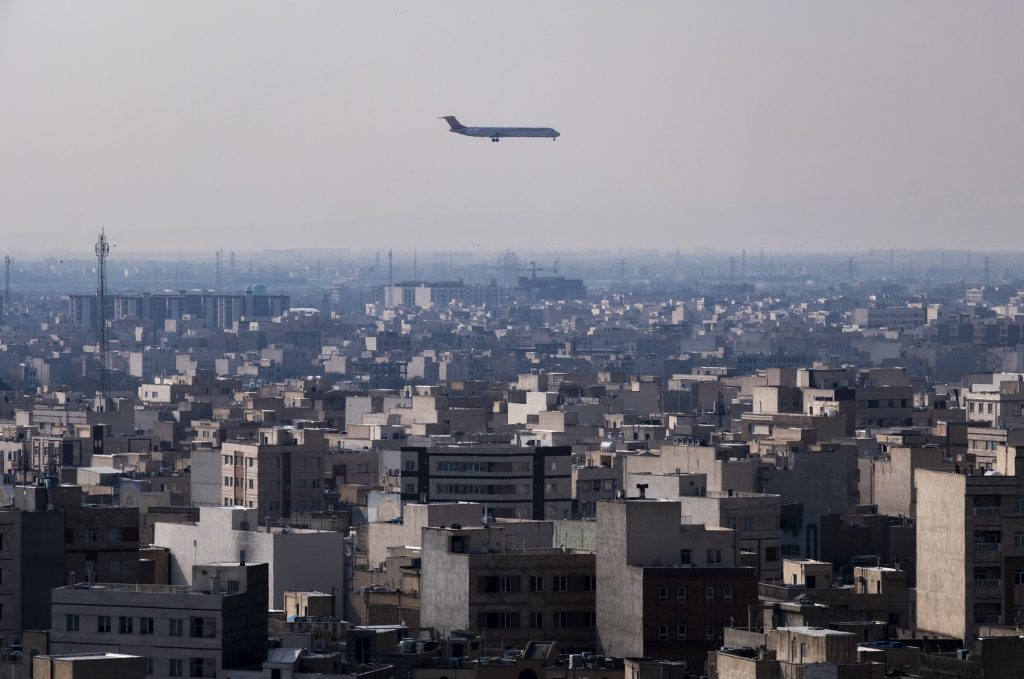 iranul-tocmai-si-a-inchis-spatiul-aerian-–-hotnews.ro