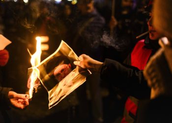 anuntul-noptii,-venit-de-la-varful-puterii-de-la-teheran,-a-fost-facut-chiar-la-televiziunea-preferata-a-lui-trump-–-hotnews.ro