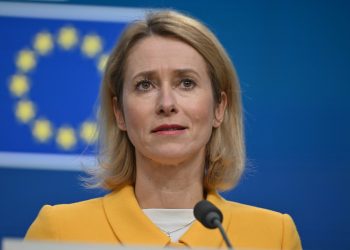 sefa-diplomatiei-ue,-verdict-ironic-despre-situatia-de-pe-glob:-un-moment-bun-pentru-a-te-apuca-de-baut-–-hotnews.ro