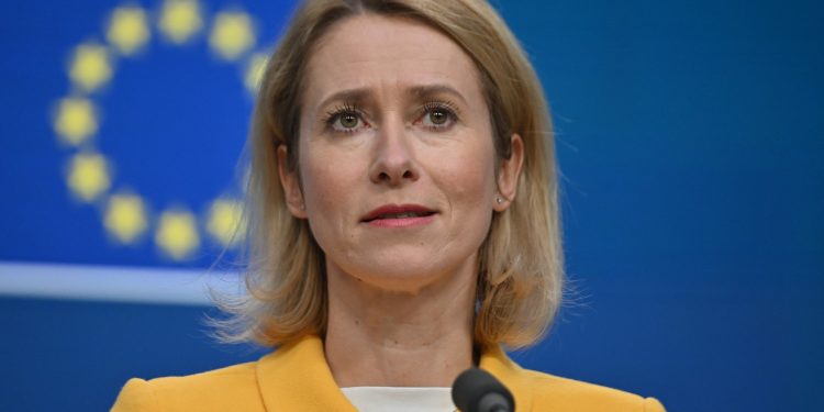 sefa-diplomatiei-ue,-verdict-ironic-despre-situatia-de-pe-glob:-un-moment-bun-pentru-a-te-apuca-de-baut-–-hotnews.ro