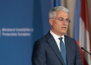 dragos-pislaru-despre-reforma-in-administratie:-este-un-pachet-de-masuri-asteptat-de-romani-/-ministrul-sustine-reducerea-cheltuielilor