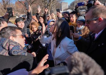 miza-primei-intalniri-fata-in-fata-dintre-trump-si-castigatoarea-premiului-nobel-pentru-pace-–-hotnews.ro