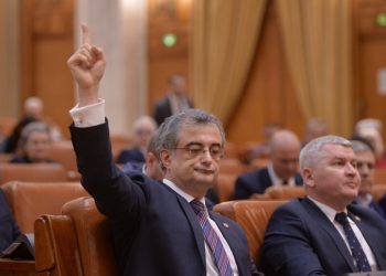 parlamentar:-sper-ca-toti-judecatorii-ccr-vor-veni-la-munca-vineri,-un-nou-blocaj-va-trebui-discutat-foarte-serios