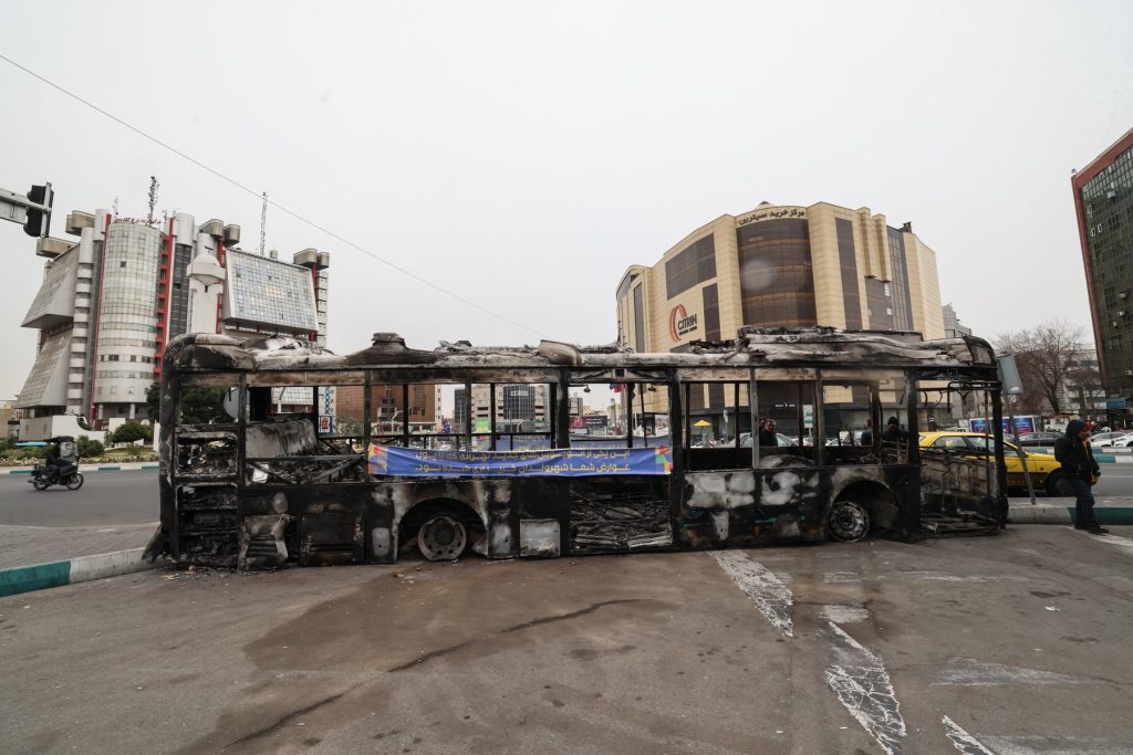 avertismentul-transmis-de-casa-alba,-chiar-daca-iranul-a-suspendat-sute-de-executii-–-hotnews.ro