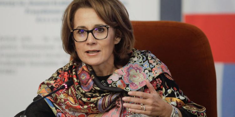 senatoare,-dupa-ce-un-parlamentar-pot-a-propus-ca-bolnavii-de-cancer-sa-si-plateasca-o-parte-din-costul-tratamentului:-parca-e-dintr-un-film-–-hotnews.ro