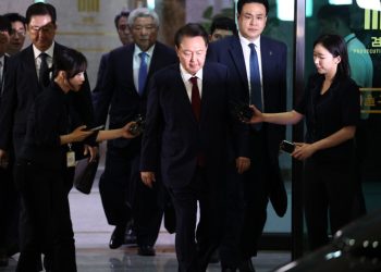 coreea-de-sud:-fostul-presedinte-yoon-suk-yeol,-condamnat-la-cinci-ani-de-inchisoare-pentru-acuzatii-privind-instaurarea-legii-martiale