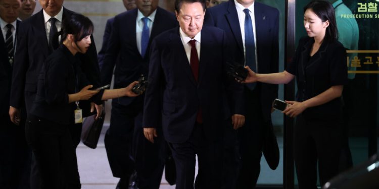 coreea-de-sud:-fostul-presedinte-yoon-suk-yeol,-condamnat-la-cinci-ani-de-inchisoare-pentru-acuzatii-privind-instaurarea-legii-martiale